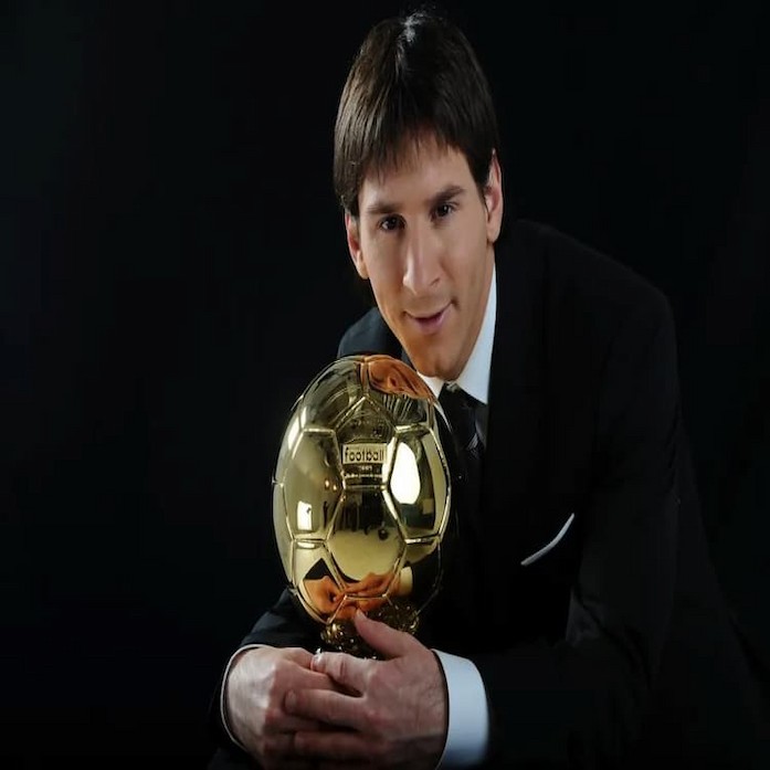 Messi con el balon de oro 2009